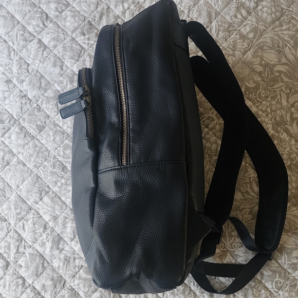 Davidson Backpack - Picture 8 of 13